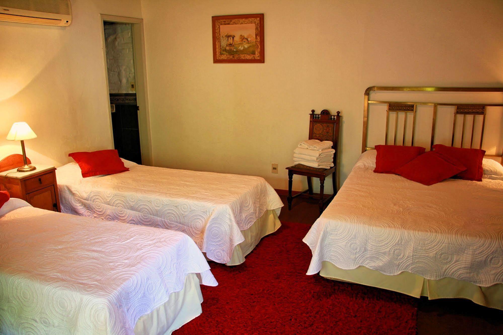 Posada Manuel Lobo Колония-дель-Сакраменто Экстерьер фото